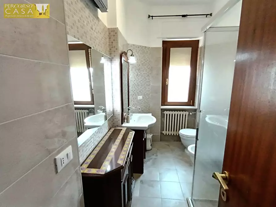 Immagine 10 di Appartamento in vendita  in Viale Cavour a Teramo