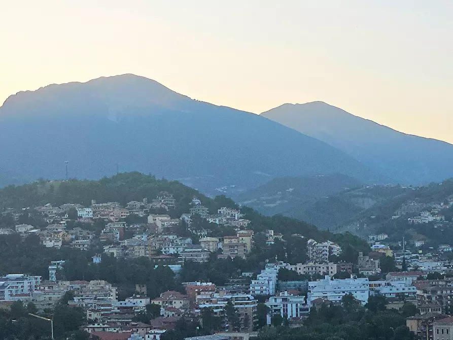 Immagine 12 di Casa indipendente in vendita  in Contrada De Contro - 1 Km dal centro a Teramo