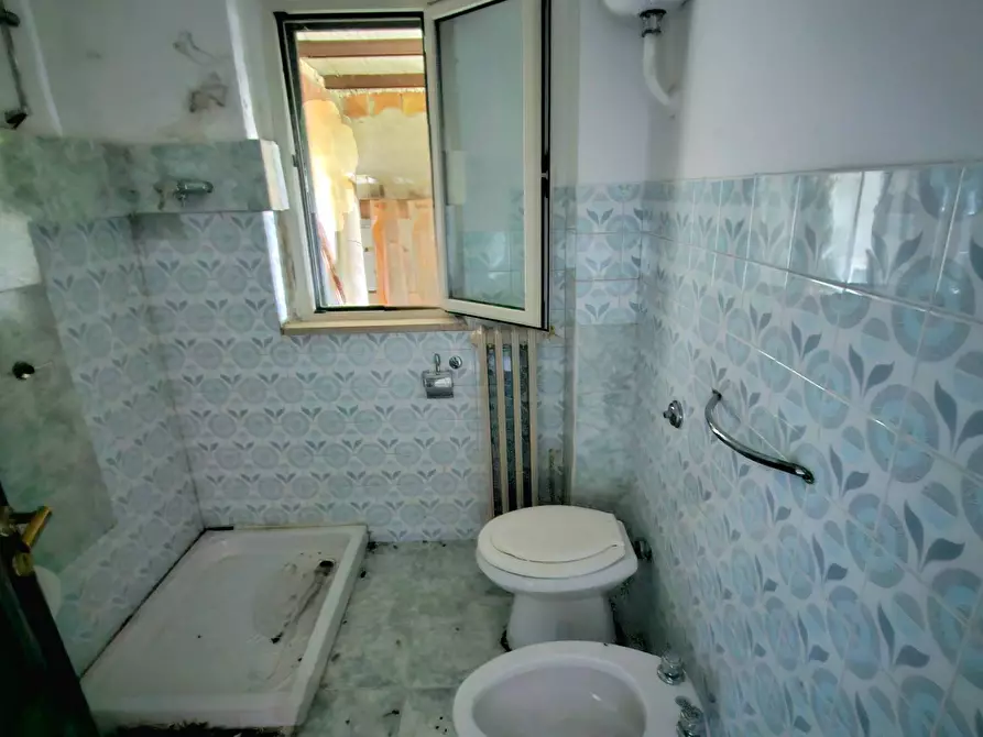 Immagine 17 di Casa indipendente in vendita  in Contrada De Contro - 1 Km dal centro a Teramo