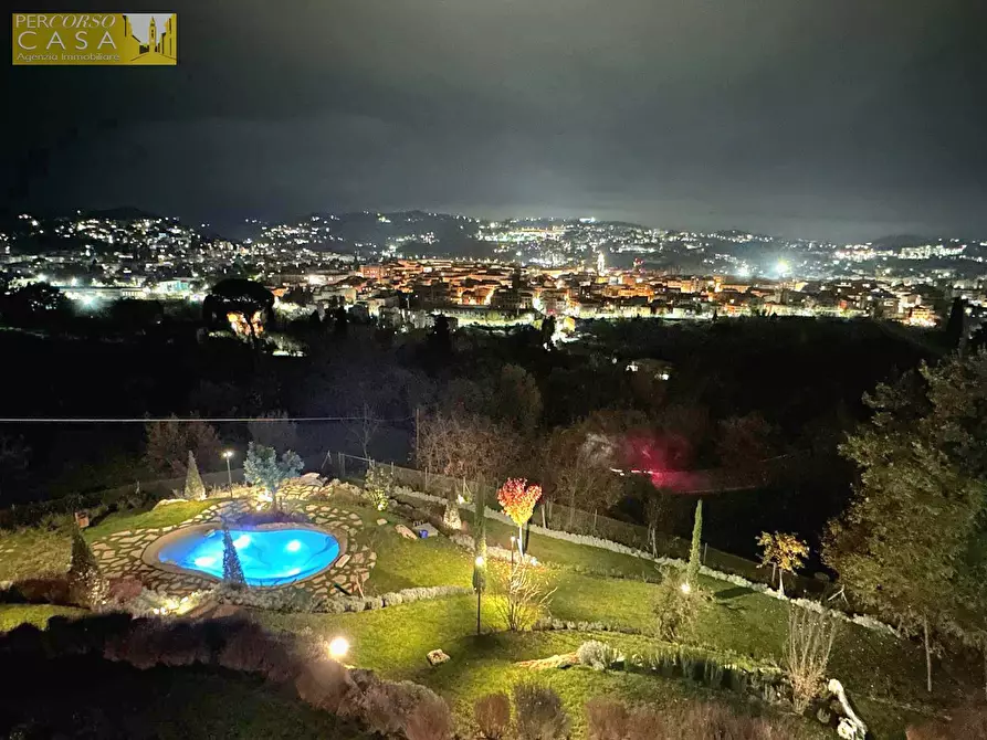 Immagine 6 di Villa in vendita  in C.da De Contro 1 km dal centro a Teramo