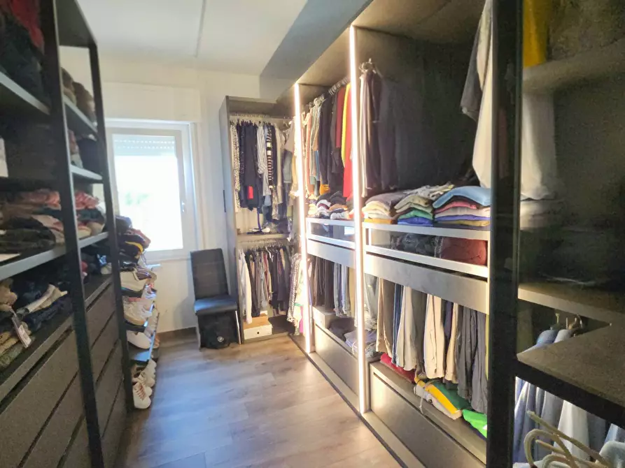 Immagine 19 di Villa in vendita  in C.da De Contro 1 km dal centro a Teramo