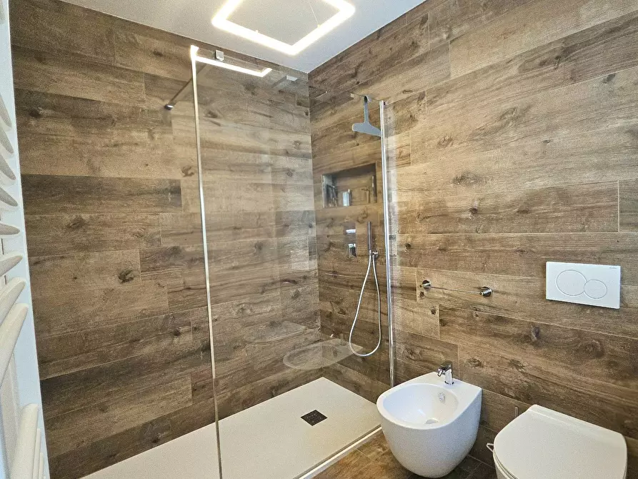 Immagine 24 di Villa in vendita  in C.da De Contro 1 km dal centro a Teramo