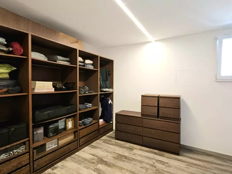 Immagine 20 di Villa in vendita  in C.da De Contro 1 km dal centro a Teramo