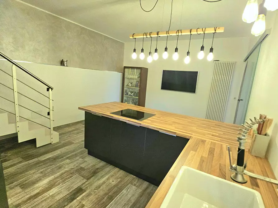 Immagine 16 di Villa in vendita  in C.da De Contro 1 km dal centro a Teramo