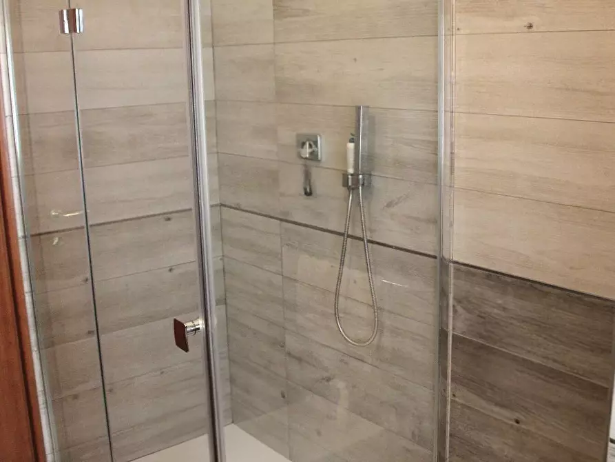 Immagine 14 di Appartamento in vendita  in Viale Risorgimento a Montorio Al Vomano