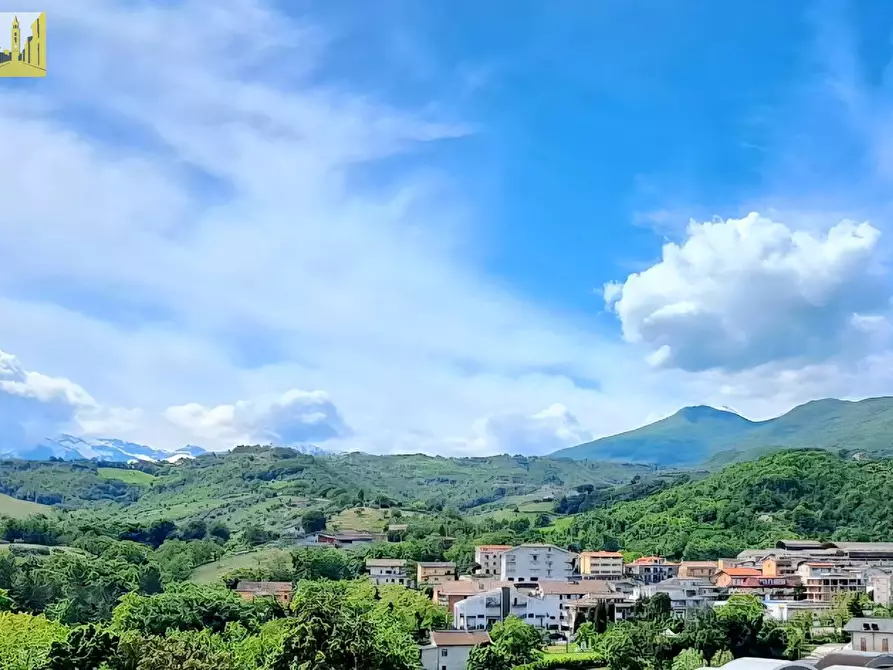 Immagine 15 di Appartamento in vendita  in Viale Risorgimento a Montorio Al Vomano