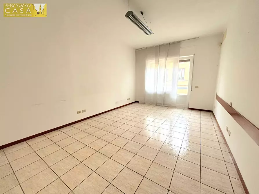 Immagine 2 di Appartamento in vendita  in Via Gramsci a Montorio Al Vomano