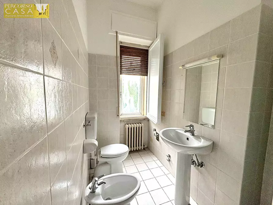 Immagine 11 di Appartamento in vendita  in Via Gramsci a Montorio Al Vomano