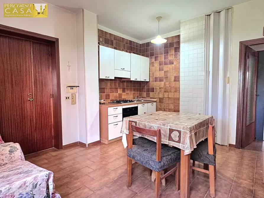 Immagine 3 di Appartamento in vendita  in VIA PASCOLI a Tortoreto