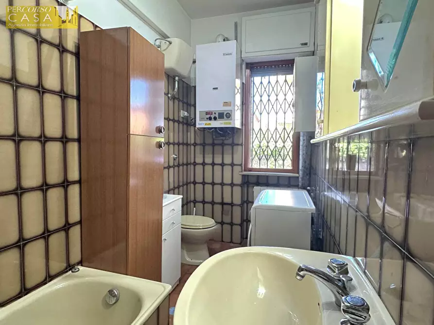 Immagine 9 di Appartamento in vendita  in VIA PASCOLI a Tortoreto