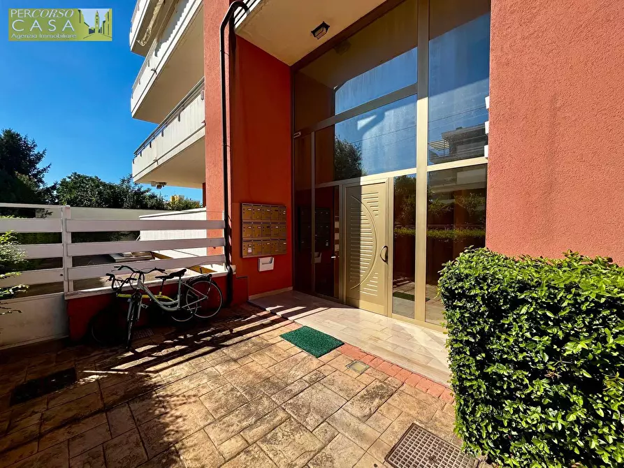 Immagine 11 di Appartamento in vendita  in VIA RAFFAELLO SANZIO a Tortoreto