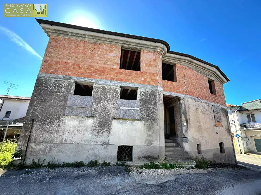 Immagine 3 di Casa indipendente in vendita  in VIA GIACOMO MATTEOTTI 113 a Ancarano