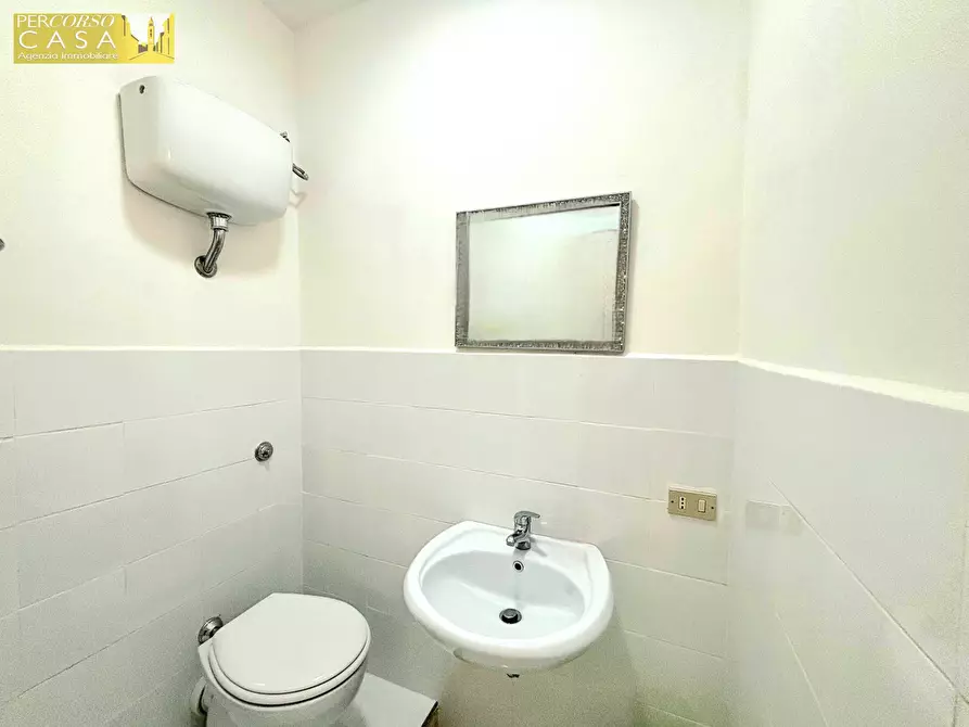 Immagine 8 di Ufficio   in Viale Duca degli Abruzzi a Montorio Al Vomano