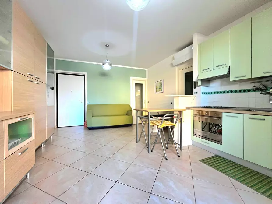 Immagine 6 di Appartamento in vendita  in VIA SPATARO a Tortoreto