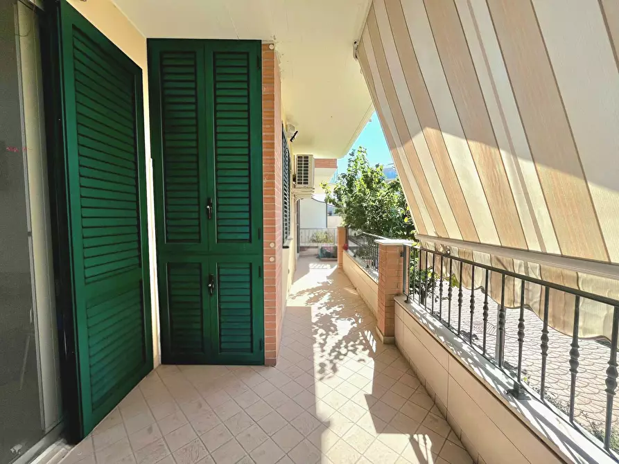 Immagine 13 di Appartamento in vendita  in VIA SPATARO a Tortoreto