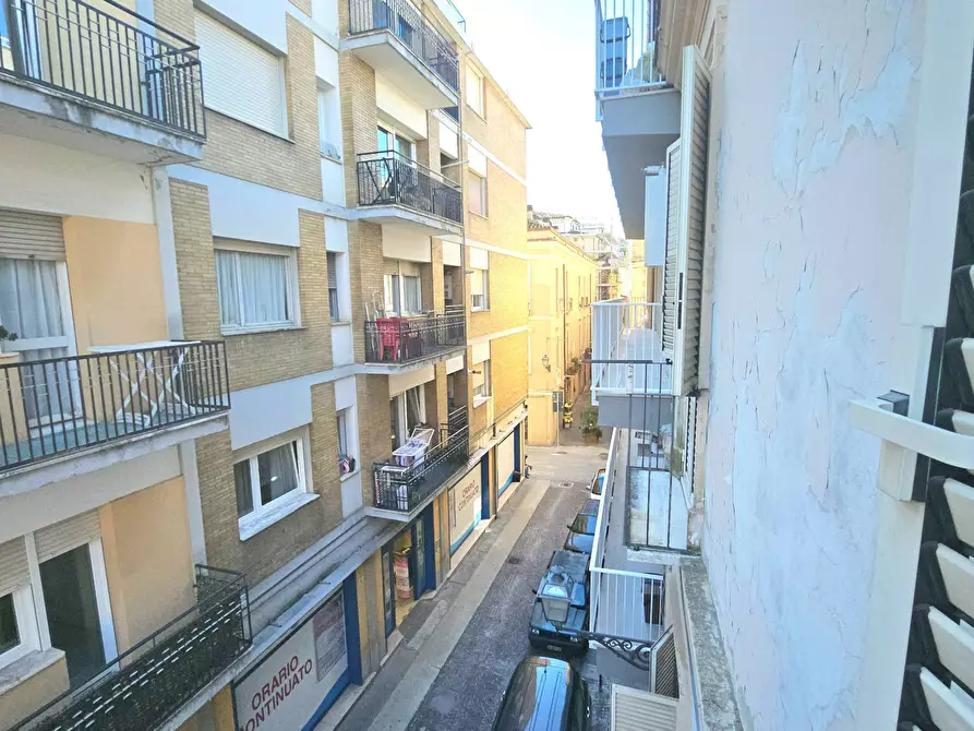 Immagine 13 di Appartamento in vendita  in VIA CESARE BATTISTI 20 a Teramo