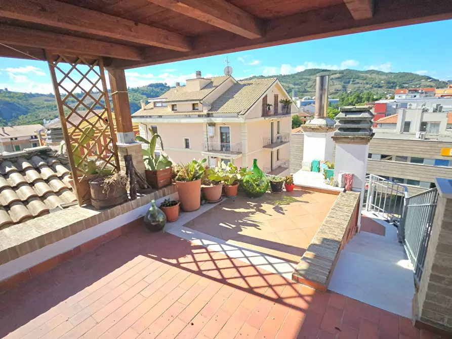 Immagine 18 di Attico in vendita  a Teramo