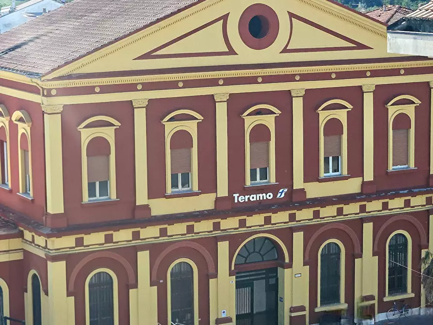 Immagine 28 di Attico in vendita  a Teramo