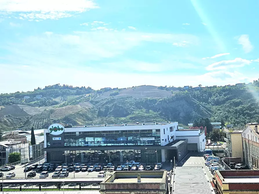 Immagine 21 di Attico in vendita  a Teramo