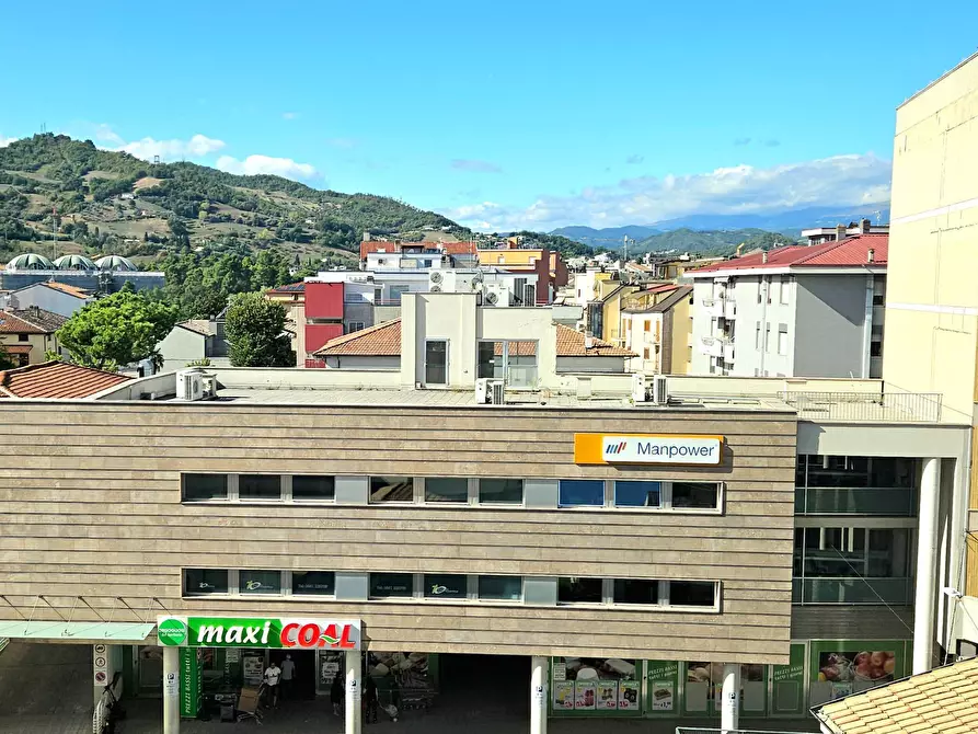 Immagine 30 di Attico in vendita  a Teramo