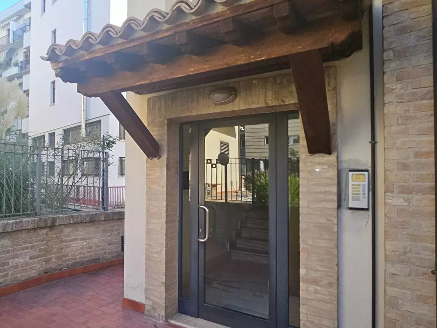 Immagine 24 di Attico in vendita  a Teramo