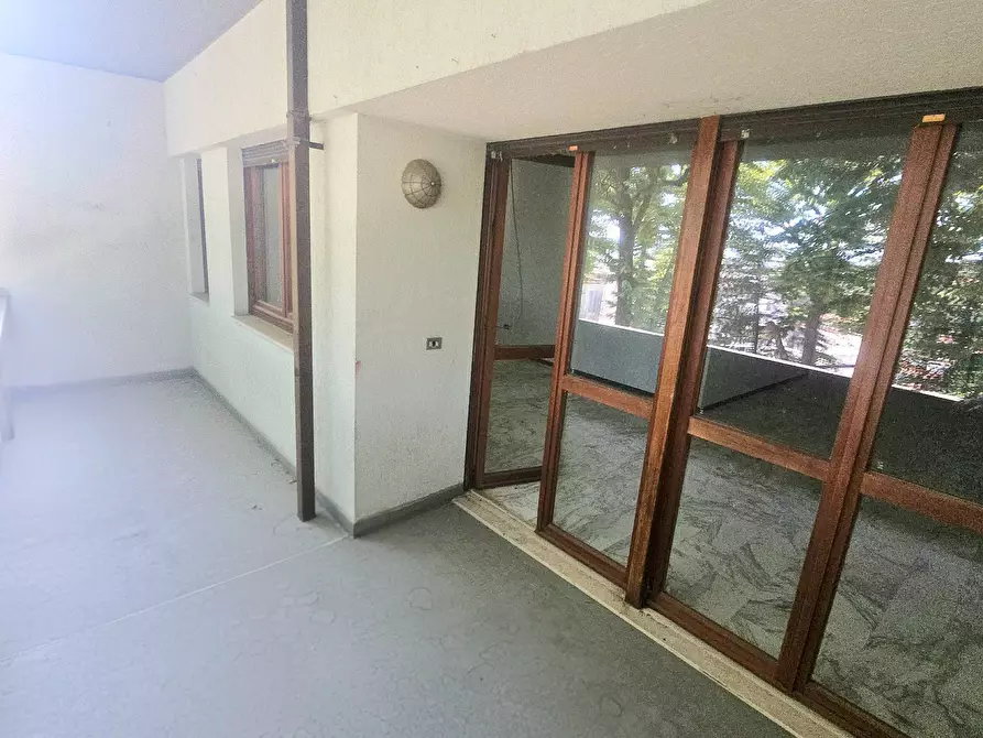 Immagine 17 di Appartamento in vendita  in VIALE CAVOUR a Teramo