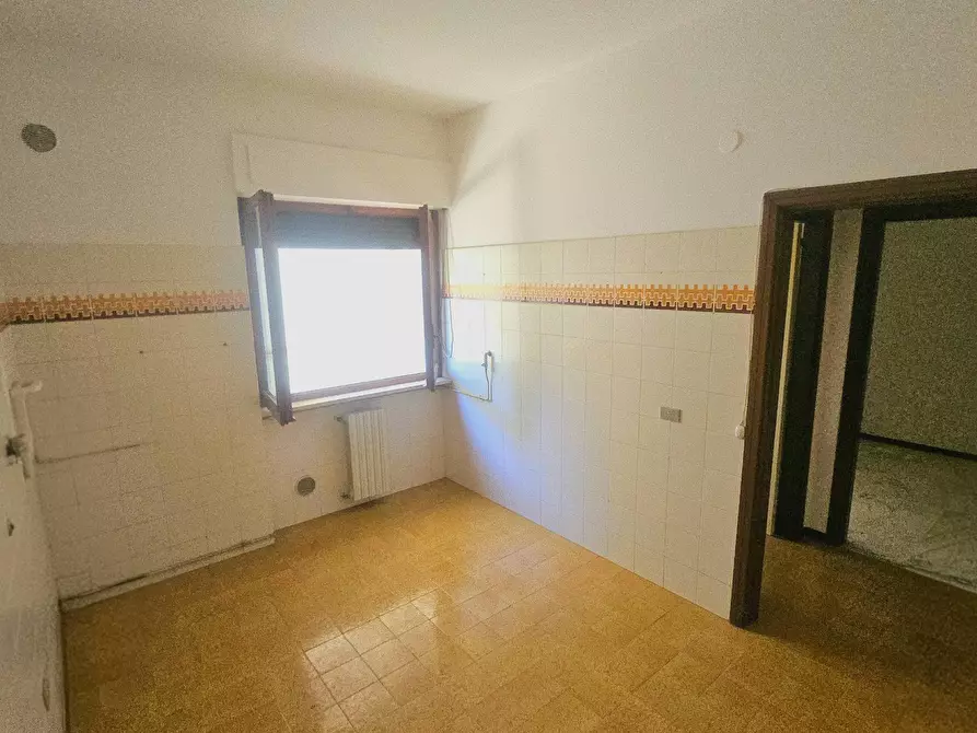 Immagine 11 di Appartamento in vendita  in VIALE CAVOUR a Teramo