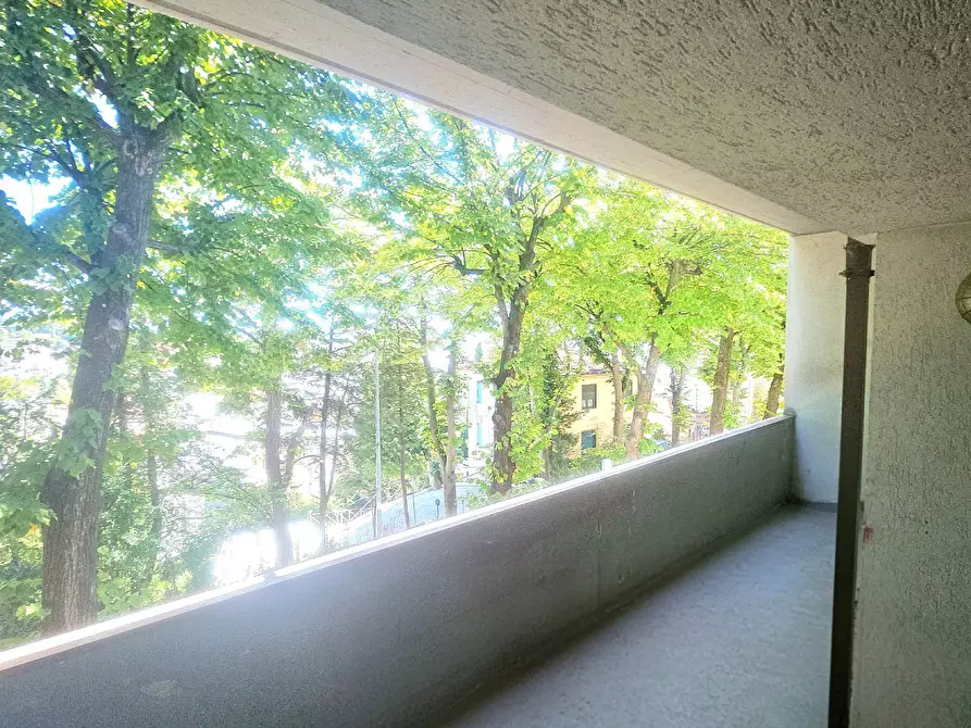 Immagine 5 di Appartamento in vendita  in VIALE CAVOUR a Teramo