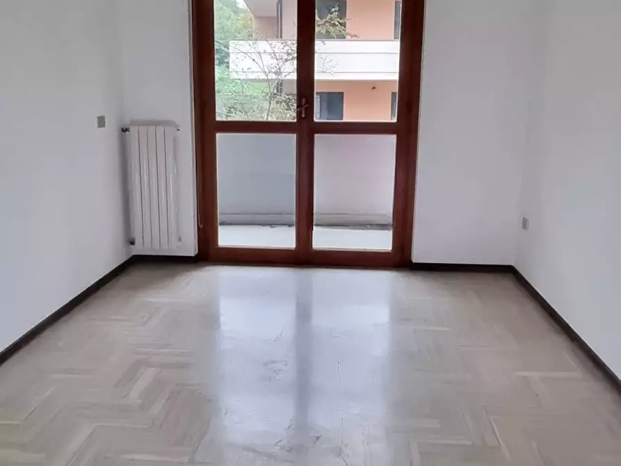 Immagine 10 di Appartamento in vendita  in VIALE CAVOUR a Teramo