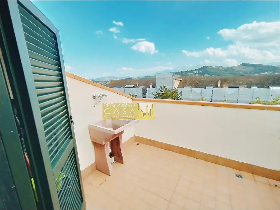 Immagine 12 di Appartamento in vendita  in Via Giuseppe Mancini Sbraccia 16 a Teramo