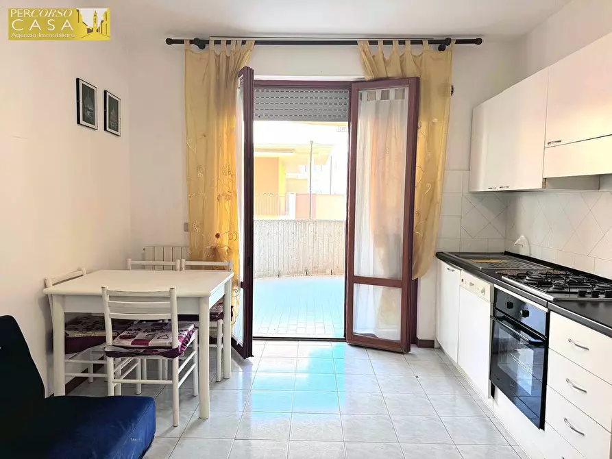 Immagine 3 di Appartamento in vendita  in LUNGOMARE SIRENA - PRIMA FILA FRONTEMARE a Tortoreto