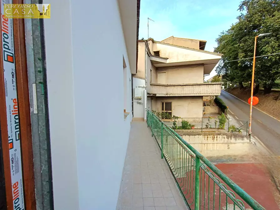 Immagine 5 di Casa semindipendente in vendita  in Via Bellisario - Zona Conad - PARCO DEGLI ULIVI a Teramo