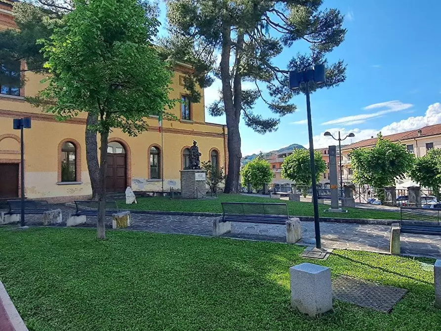 Immagine 21 di Appartamento in vendita  in Largo Rosciano a Montorio Al Vomano