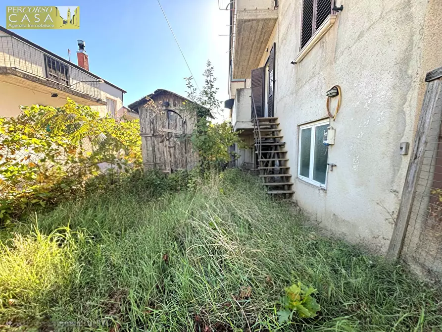 Immagine 10 di Villetta a schiera in vendita  in Via De Briitis a Campli