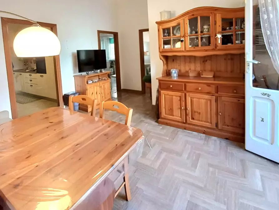 Immagine 8 di Casa semindipendente in vendita  in Via Corsica - 4° fila - 150 mt. dal mare a Tortoreto