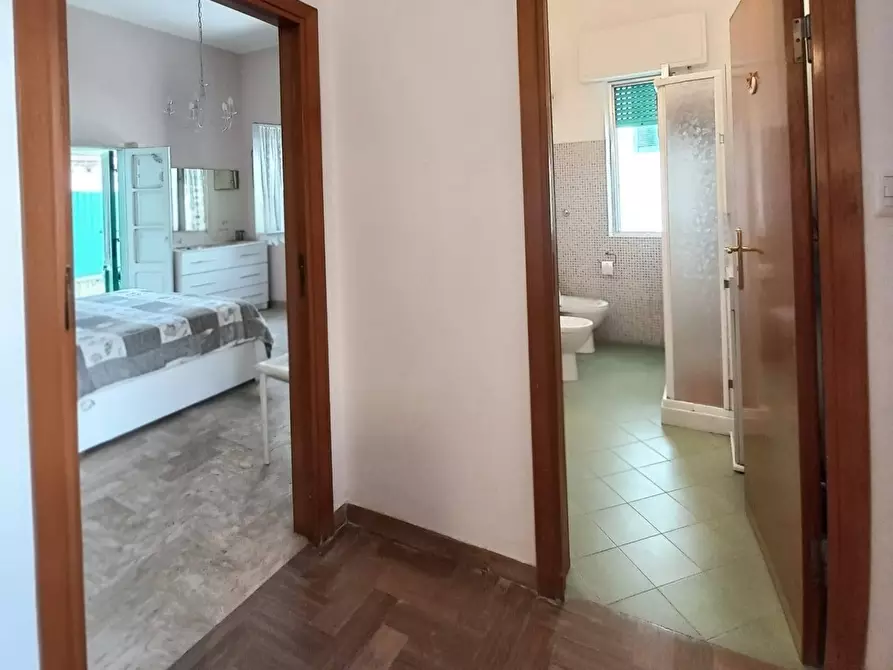 Immagine 18 di Casa semindipendente in vendita  in Via Corsica - 4° fila - 150 mt. dal mare a Tortoreto