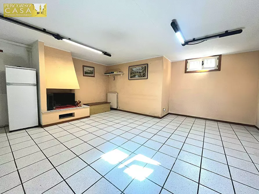 Immagine 12 di Villetta a schiera in vendita  in Via Rossini a Sant'omero