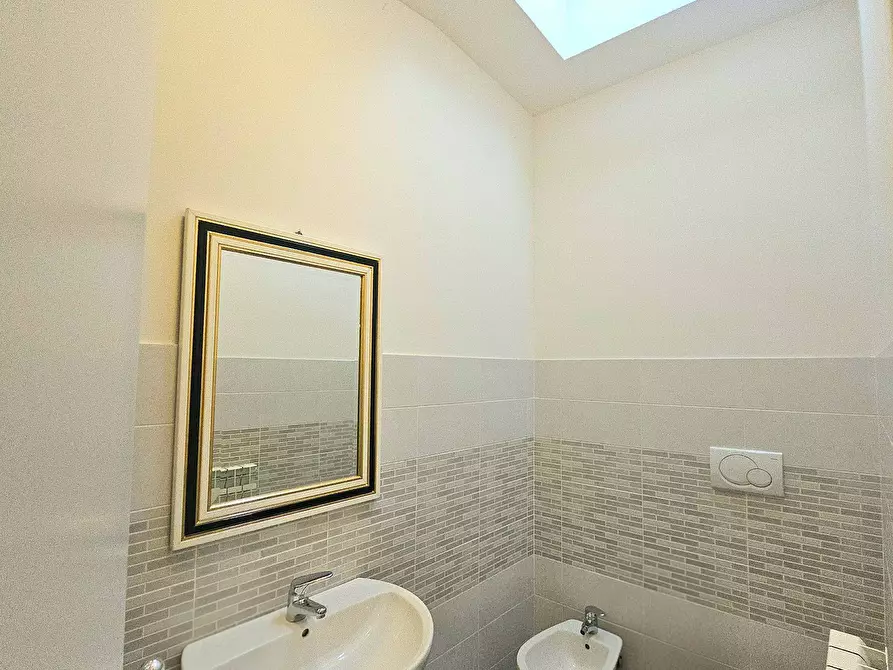 Immagine 10 di Appartamento in vendita  in Via Cugnini - Zona Palasport a Teramo