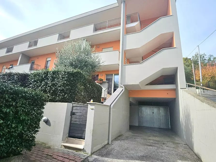 Immagine 18 di Appartamento in vendita  in Via Cugnini - Zona Palasport a Teramo