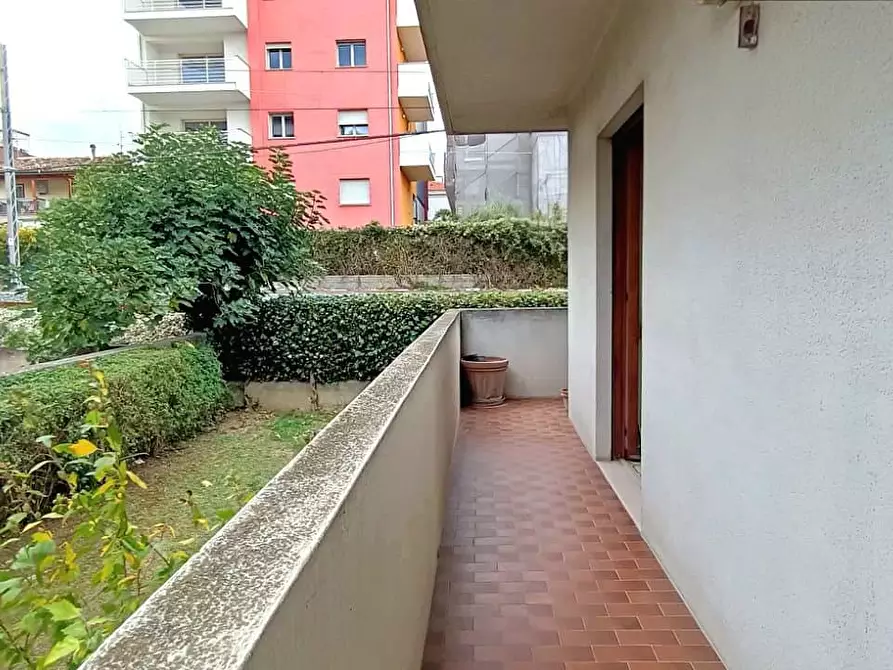 Immagine 12 di Appartamento in vendita  in Zona Stazione - Via Tripoti a Teramo