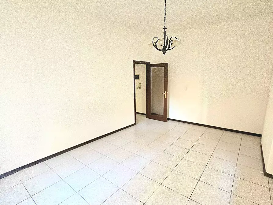 Immagine 3 di Appartamento in vendita  in Via Urbani a Teramo