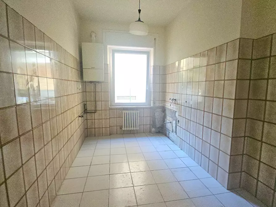 Immagine 4 di Appartamento in vendita  in Via Urbani a Teramo