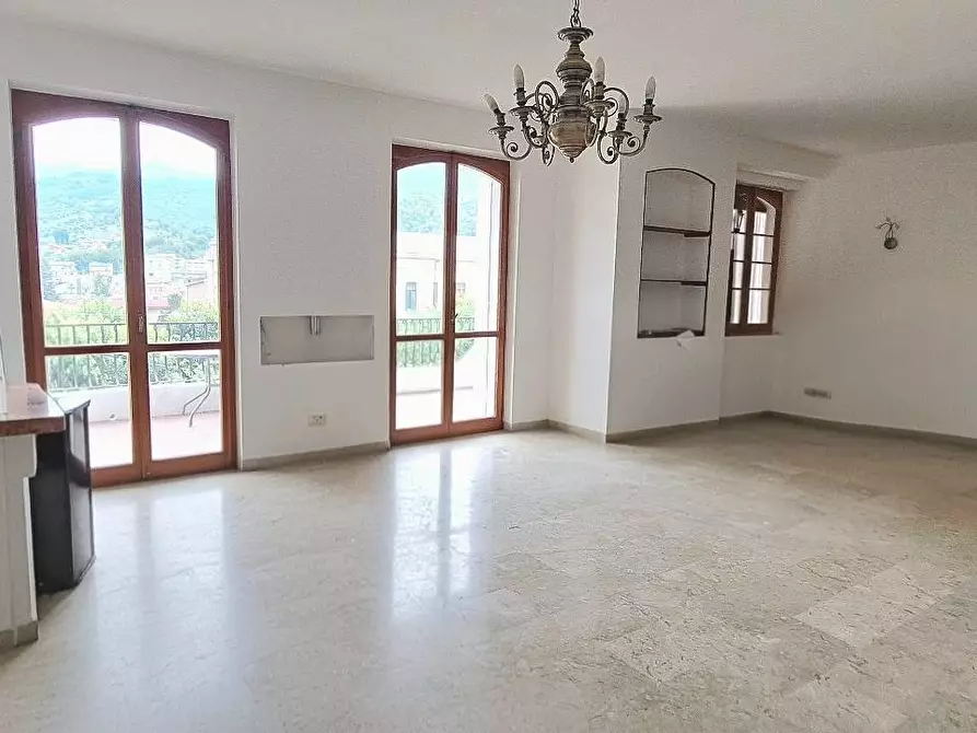 Immagine 2 di Appartamento in vendita  in in villa bifamiliare in Via Duca Degli Abruzzi a Montorio Al Vomano