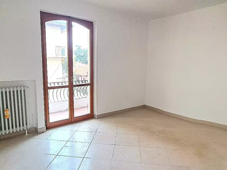 Immagine 5 di Appartamento in vendita  in in villa bifamiliare in Via Duca Degli Abruzzi a Montorio Al Vomano