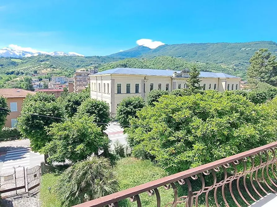 Immagine 12 di Appartamento in vendita  in in villa bifamiliare in Via Duca Degli Abruzzi a Montorio Al Vomano