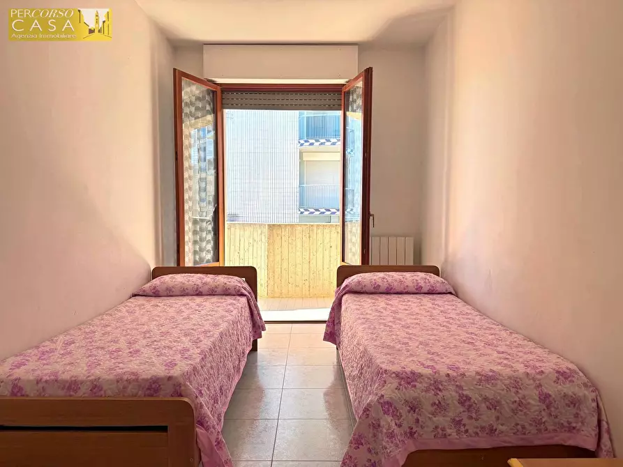 Immagine 14 di Appartamento in vendita  in Lungomare Sirena - Edificio fronte mare a Tortoreto