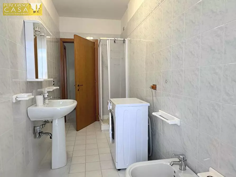 Immagine 10 di Appartamento in vendita  in Lungomare Sirena - Edificio fronte mare a Tortoreto