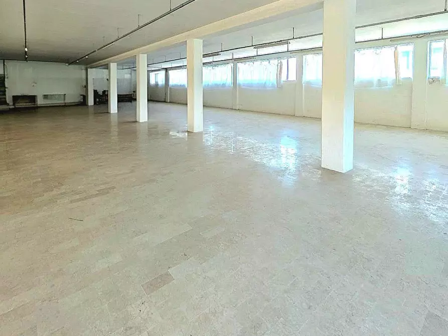 Immagine 5 di Capannone industriale in affitto  in Via Trieste a Bellante