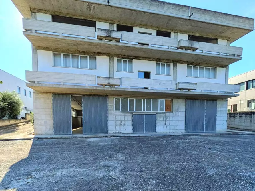 Immagine 14 di Capannone industriale in affitto  in Via Trieste a Bellante