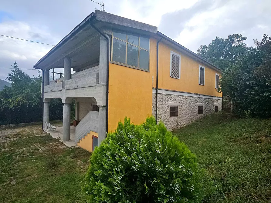 Immagine 3 di Casa semindipendente in vendita  in 10 Min. dal centro a Teramo